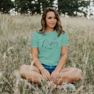 T-shirt femme Pierre Avoi