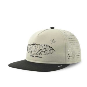 Casquette plate sport